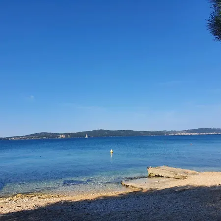 Mira *